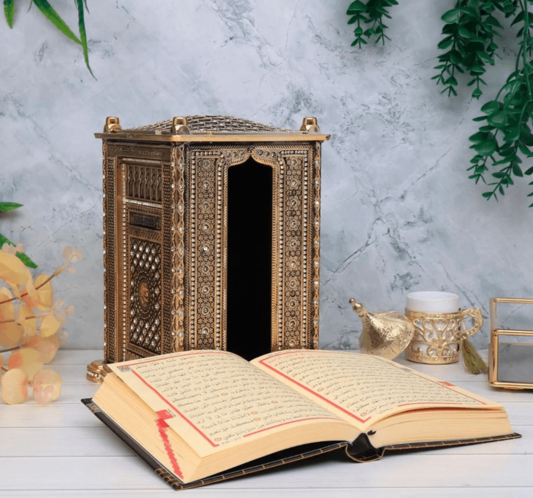 Kaaba Replica Gift Set | Elegant Islamic Keepsake