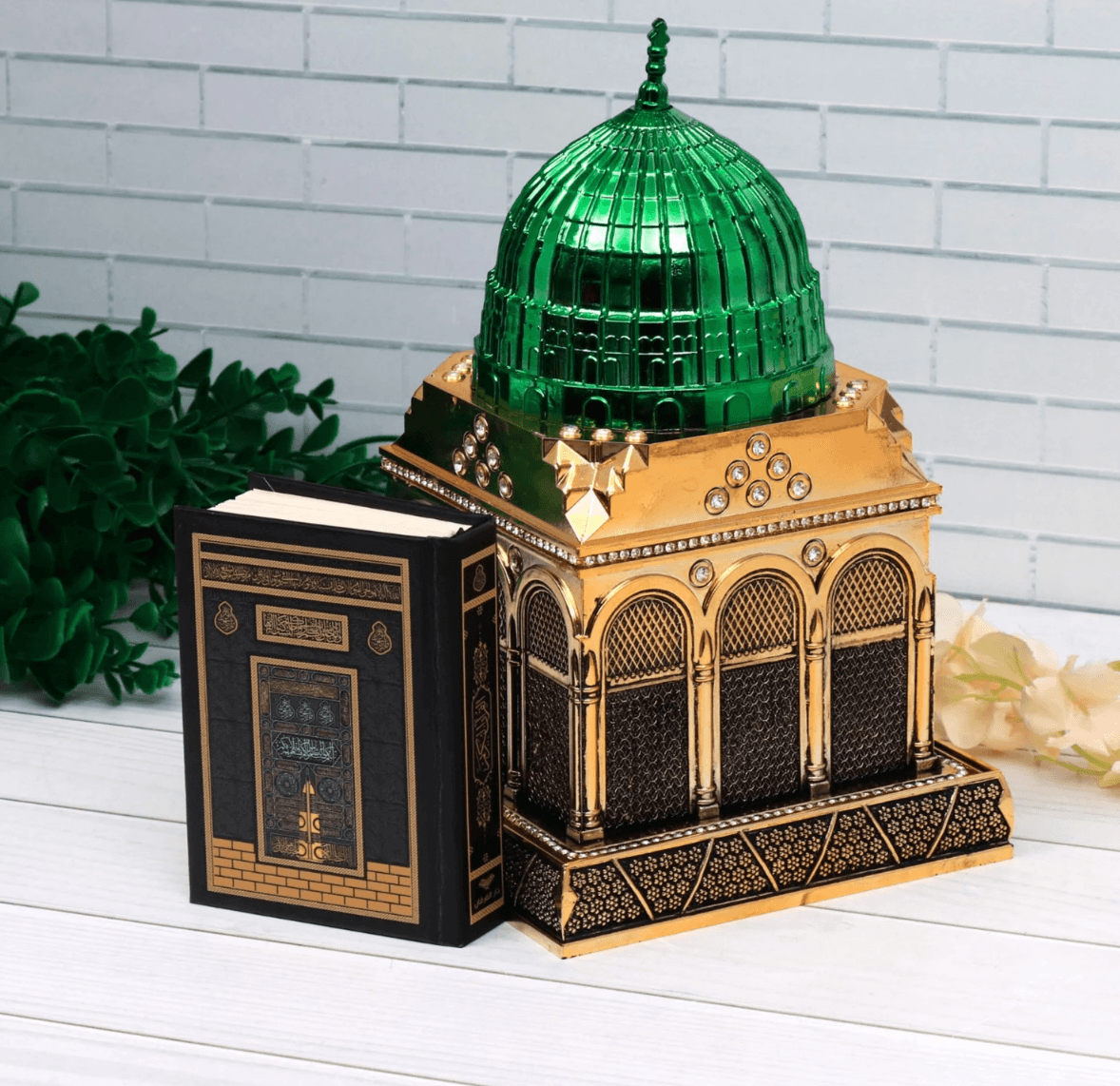 Asiyah's Collection - Quran with Masjid Nabawi Replica – Beautiful Islamic Gift | Asiyah’s Collection - Gifts