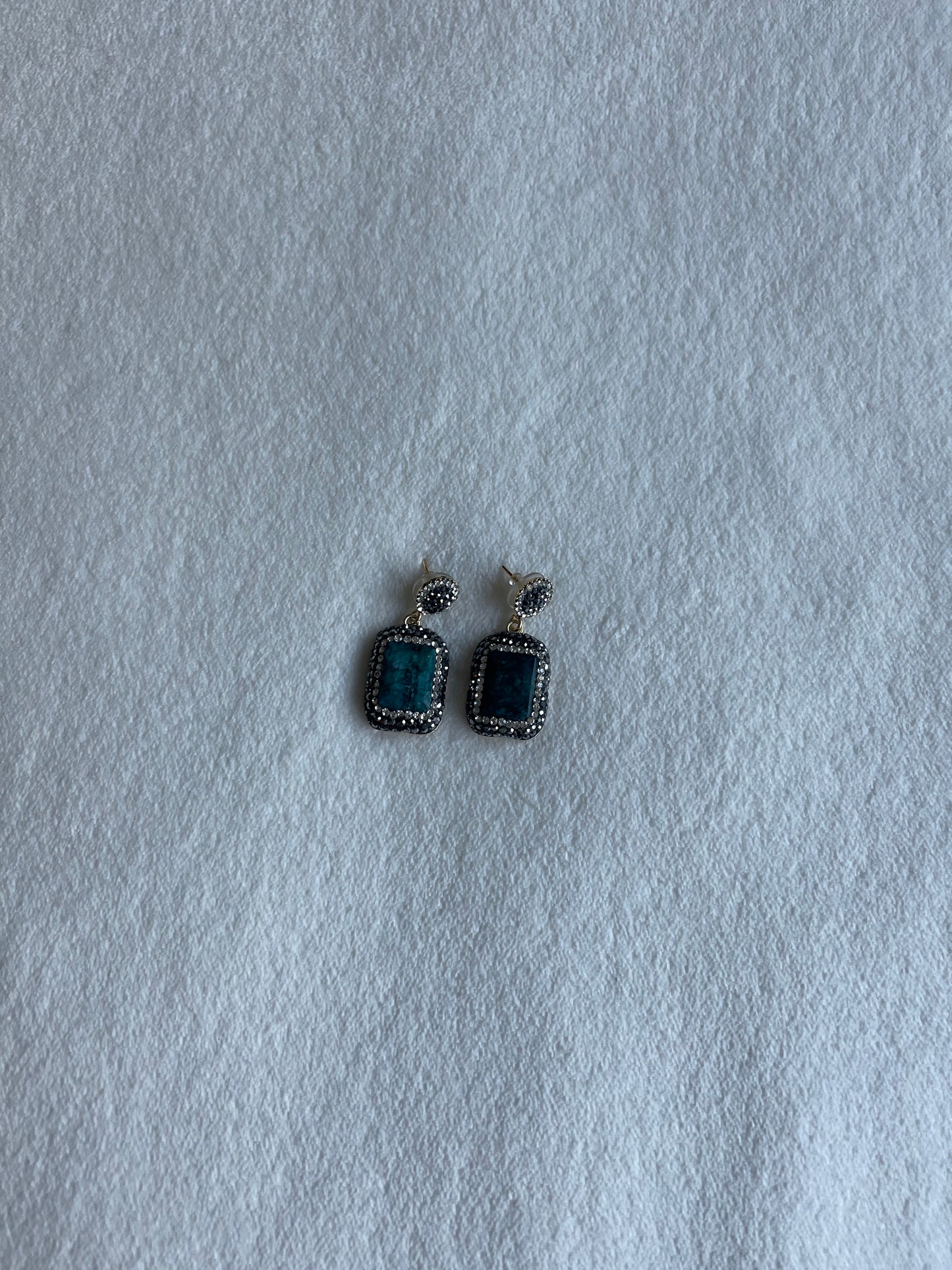Silver Tone Earring with Turquoise